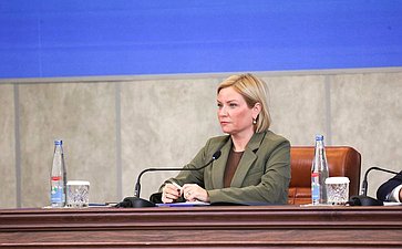 Пленарное заседание Х Парламентского форума «Историко-культурное наследие России»