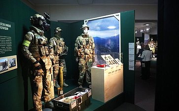 Николай Журавлёв принял участие в церемонии открытия выставки «Группа «Альфа». Первые полвека» в Музее современной истории России