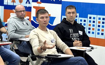 Елена Дягилева провела лекцию, посвящённую актуальным вопросам государственной социальной политики и управления социальной сферой Мурманской области для участников региональной кадровой программы «Герои Севера»
