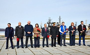 Сенаторы приняли участие в патриотической экспедиции «Код Непокоренных»