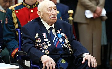 Церемония вручения знаков отличия «Почетный гражданин Санкт-Петербурга» в Мариинском дворце
