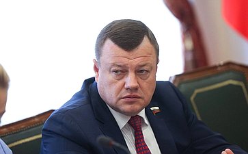 Александр Никитин