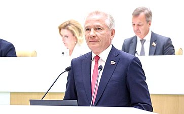 Валерий Пономарев