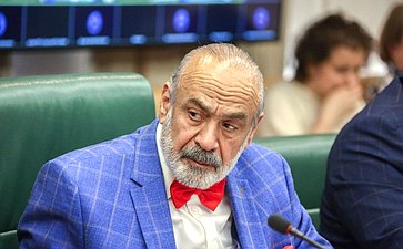 Круглый стол Комитета СФ по конституционному законодательству и государственного строительства «Ответственность за воспрепятствование профессиональной деятельности адвоката как гарантия реализации принципа состязательности и равноправия сторон»