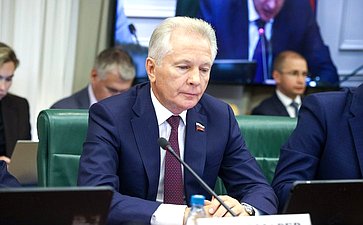 Валерий Пономарев
