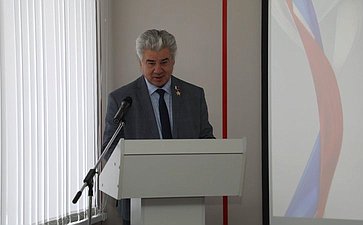 Первый заместитель председателя Комитета СФ по обороне и безопасности Виктор Бондарев