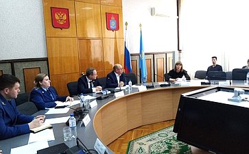 Александр Башкин принял участие в совещании с представителями бизнес-сообщества и контрольно-надзорных органов Астраханской области
