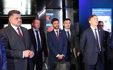 Экскурсия по экспозиции павильона «Атом»
