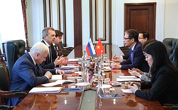Встреча первого заместителя Председателя СФ Андрея Яцкина с Чрезвычайным и Полномочным Послом Социалистической Республики Вьетнам в Российской Федерации