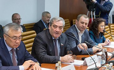Комитет Совета Федерации по обороне и безопасности провел первое заседание в 2015 году штыров