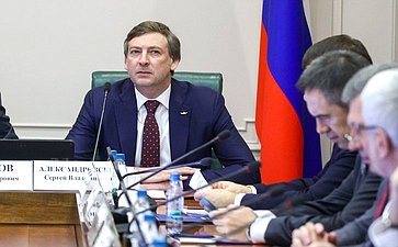 Расширенное заседание Комитета Совета Федерации по экономической политике (в рамках дней Тульской области в Совете Федерации)