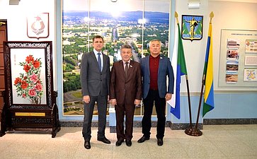 Баир Жамсуев и Виктор Озеров посетили крупнейшие предприятия ОПК Хабаровского края