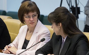 Е. Попова Заседание Комитета СФ по социальной политике