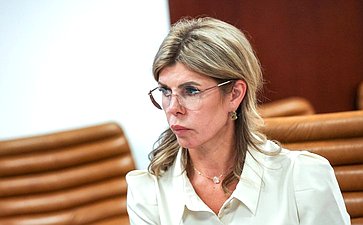 Евгения Уваркина