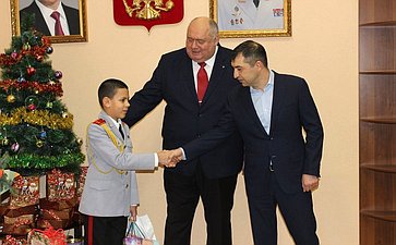 Сергей Аренин принял участие во Всероссийской благотворительной акции «Елка желаний»