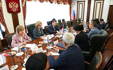 Встреча Инны Святенко с Министром дошкольного и школьного образования Республики Узбекистан Хилолой Умаровой