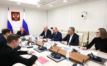 Презентация первого отраслевого регламента контроля качества оказания услуг по доставке населению пищевых продуктов