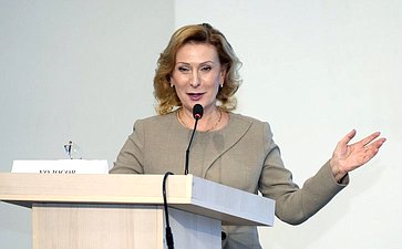 Инна Святенко