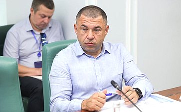 Заседание секции «Цифровая промышленность» «Обеспечение технологической независимости критической информационной инфраструктуры промышленности: переход на доверенные программно-аппаратные комплексы»