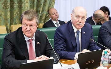 Харламов и Д. Мезенцев Заседание Комитета СФ по экономической политике