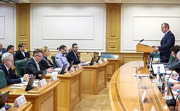 Совместное заседание Совета по развитию цифровой экономики при Совете Федерации и Совета по развитию финансового рынка при Совете Федерации на тему «Финтех на службе граждан»