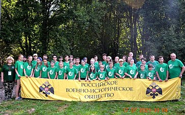 Нина Куликовских в качестве руководителя провела Слет юных бойцов поисковых отрядов