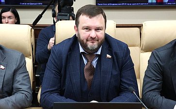 Дмитрий Ворона