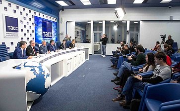 Пресс-конференция, посвященная докладу Временной комиссии СФ по защите государственного суверенитета и предотвращению вмешательства во внутренние дела РФ