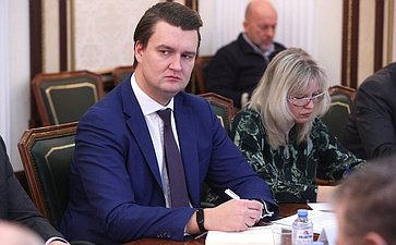 Заместитель Председателя СФ Константин Косачев провел заседание рабочей группы по подготовке X Парламентского форума БРИКС