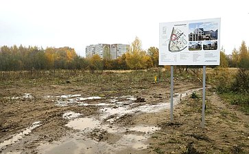 Сенаторы осмотрели площадки, отведенные под реализацию проектов комплексного развития территории и Церковь Иоанна Предтечи в Толчкове