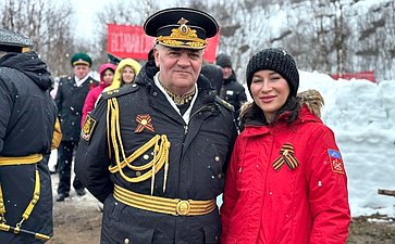 Татьяна Сахарова и Елена Дягилева в рамках региональной недели приняли участие в мероприятиях, приуроченных к 80-й годовщине Великой Победы
