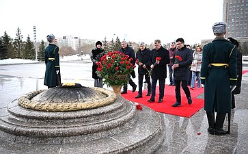 В составе делегации Постоянной комиссии МПА СНГ Татьяна Сахарова приняла участие в церемонии возложения цветов к Монументу «Защитники Отечества»