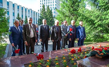 В рамках выездного заседания Комитета СФ по обороне и безопасности сенаторы посетили ряд социально значимых предприятий Свердловской области