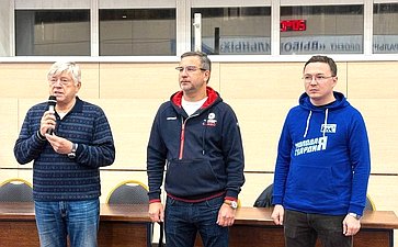 Николай Владимиров приветствовал участников межрегиональных соревнований по самбо