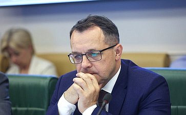 Расширенное заседание Комитета СФ по международным делам «О международных и внешнеэкономических связях Саратовской области» (в рамках Дней Саратовской области в Совете Федерации)