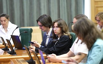 Пресс-конференция Председателя Совета Федерации Валентины Матвиенко по итогам весенней сессии 2025 года