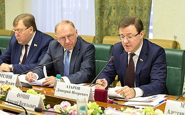 Заседание Комиссии Совета законодателей по делам Федерации, региональной политике и местному самоуправлению прошло в СФ