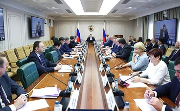 Расширенное заседание Комитета Совета Федерации по аграрно-продовольственной политике и природопользованию