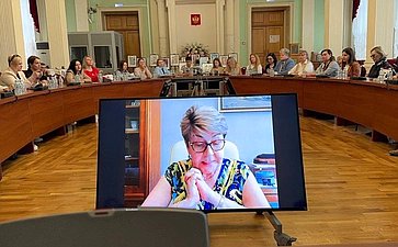 Елена Афанасьева приняла участие в торжественной встрече женщин, занимающихся дипломатической и международной деятельностью