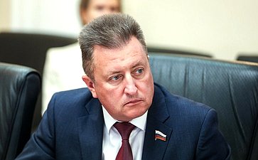 Евгений Богомазов