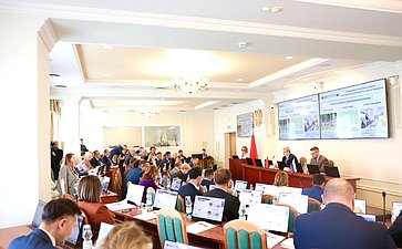 Секции № 1 «Правовое сотрудничество как условие эффективной интеграции России и Беларуси в рамках Союзного государства». ХII Форум регионов России и Беларуси