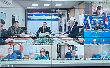 Александр Ролик провел совещание с главами муниципалитетов, в которых развернуты предупредительные работы, и руководством Агентства по гидротехническим сооружениям, мелиорации и гидрологии Приморского края