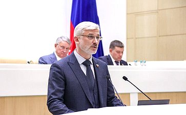 Установлены полномочия субъектов РФ в сфере обслуживания населения внутренним водным транспортом