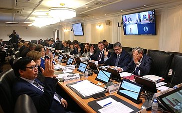 Расширенное заседание Комитета СФ по федеративному устройству, региональной политике, местному самоуправлению и делам Севера (в рамках Дней Омской области в СФ)
