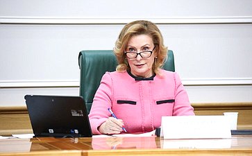 Инна Святенко