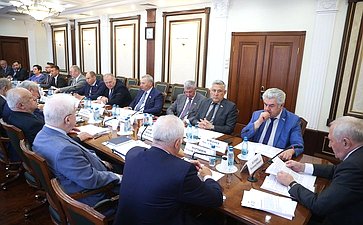 Совещание Комитета СФ по обороне и безопасности совместно с Комитетом СФ по Регламенту и организации парламентской деятельности