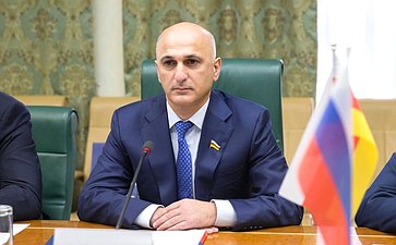 Заседание Комиссии по сотрудничеству Совета Федерации и Парламента Южной Осетии