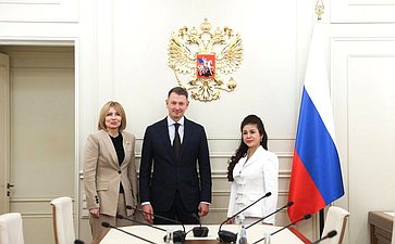 Александр Двойных встретился в Совете Федерации с основательницей крупнейшей вьетнамской компании по производству кофе и напитков Ле Хоанг Зиеп Тхао