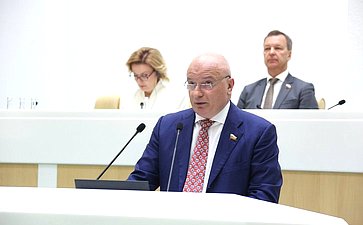 Андрей Клишас