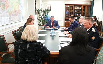 Юрий Воробьев провел совещание по вопросу развития кадетского образования
